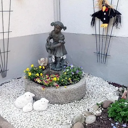 Haus Fliegerhorst * Endingen am Kaiserstuhl